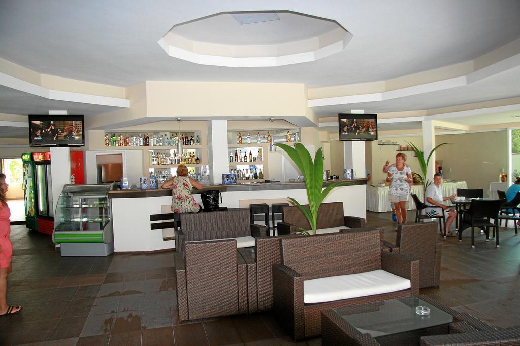 Hotel Lotos Kiten  Luaran gambar
