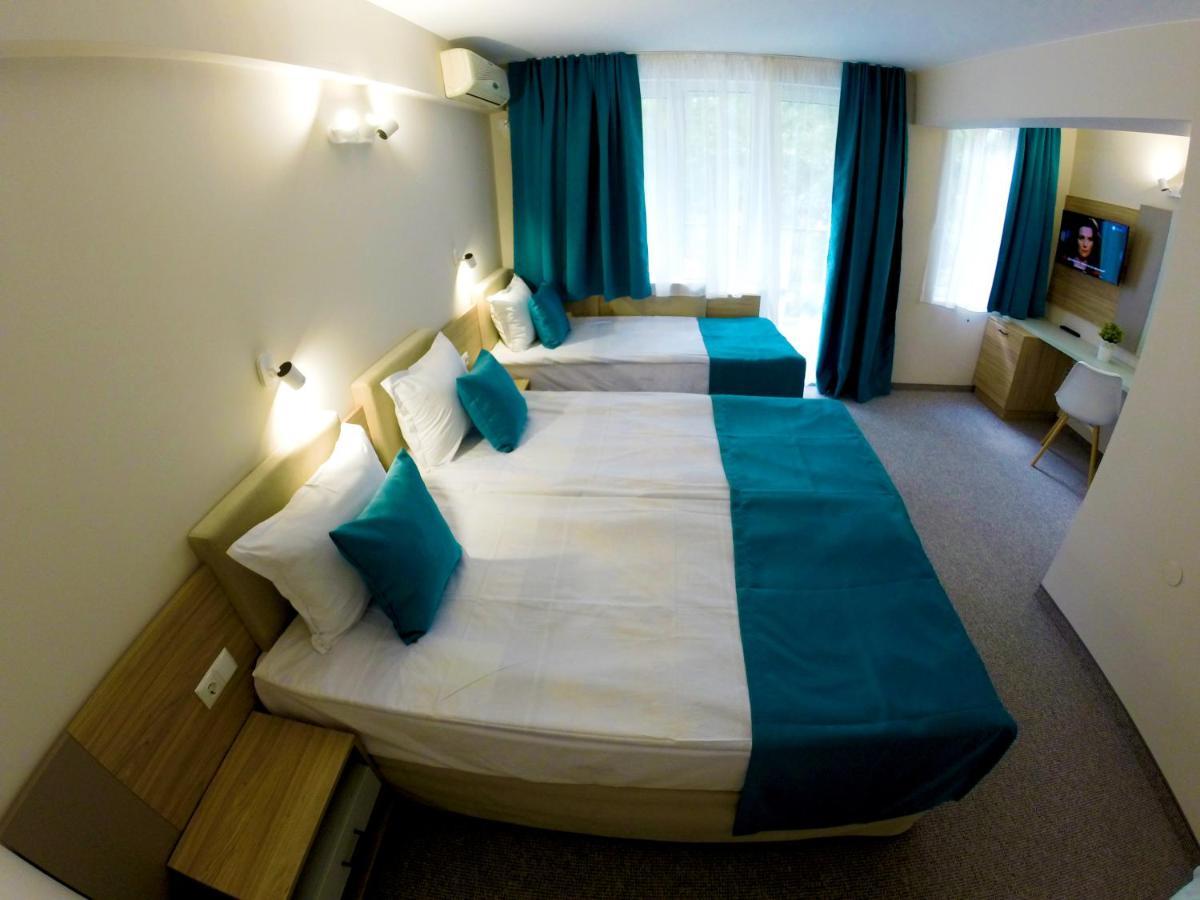 Hotel Lotos Kiten  Bilik gambar